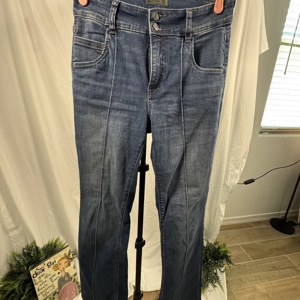 KUT from the Kloth Medium Wash High Rise Straight Leg Jeans Size 8